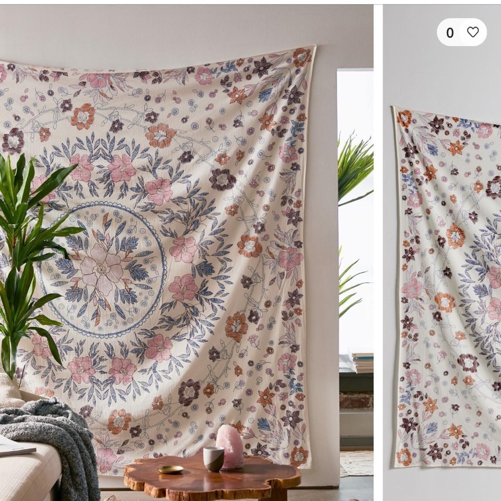 NWT Urban Outfitters Floral Medallion Tapestry Z315